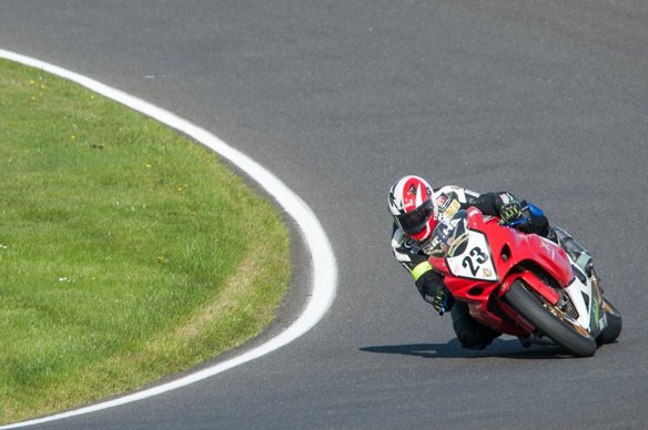Loz defeating Cadwell - Photo courtesy of Wil Collins